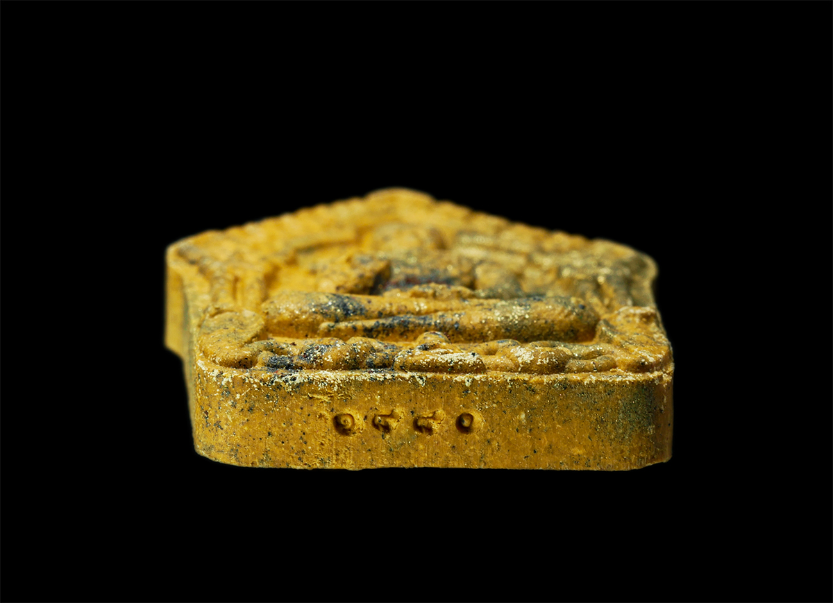 21May25 (28)a3p.jpg - พระขุนแผนผงพรายกุมาร รุ่นแรก หลวงพ่อแฮ้ว จนฺทสโร(พระครูจันทสรคีรีรักษ์) วัดยางเอน ต.ห้วยทับมอญ อ.เขาชะเมา จ.ระยอง ปี2559 บารมีมหาลาภ สร้างพระอุโบสถ ผง [..] | https://kamulet.in.th